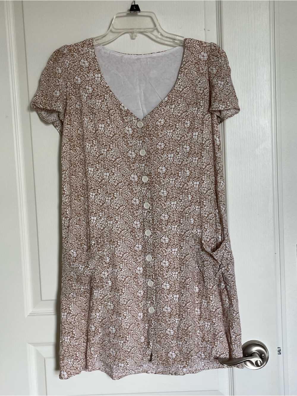 Button-Front Floral Mini Dress in Beige White